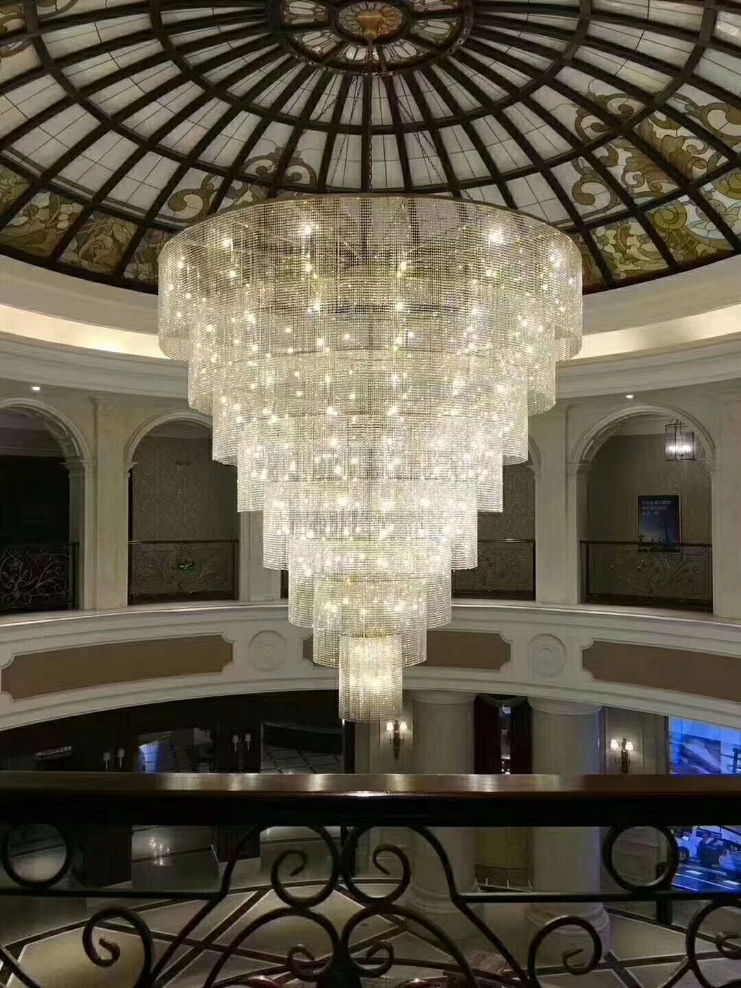 Kademeli Kristal Avize büyük avize